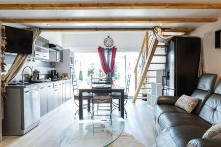 Вилла Petit Coin De Charme Seyresse Экстерьер фото